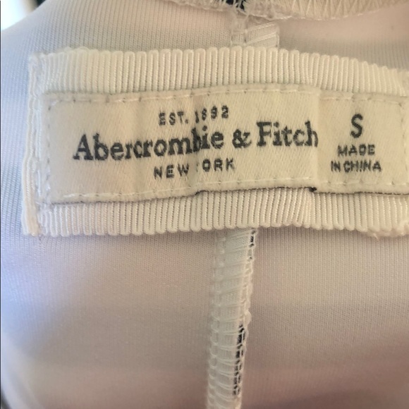 Abercrombie & Fitch Blue and White Striped Dress - Picture 9 of 9